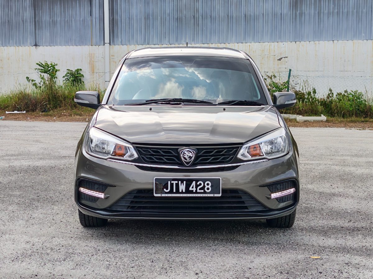 Proton Saga 2020 Coklat Auto（自动） 二手车 Used Car Johor Bahru