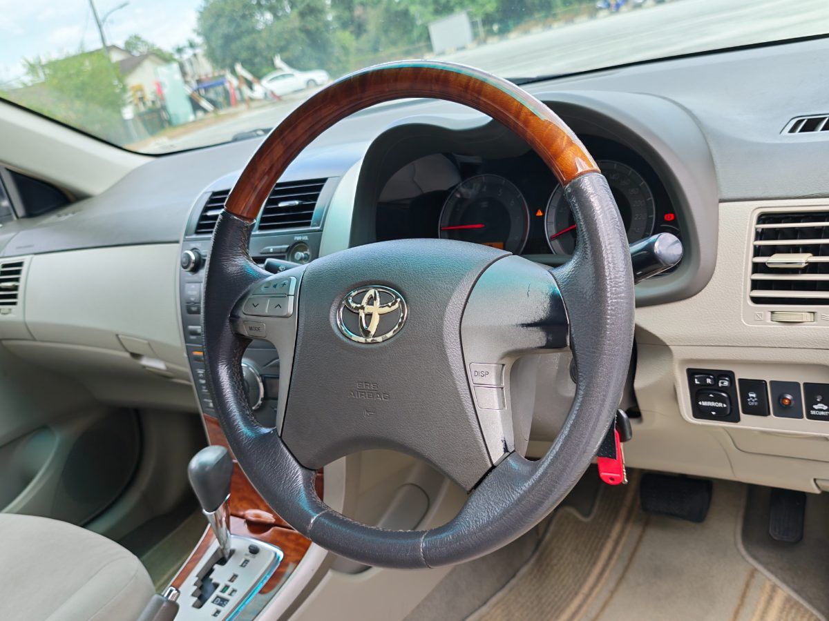Toyota Altis 2010 Used Car Johor Bahru 4