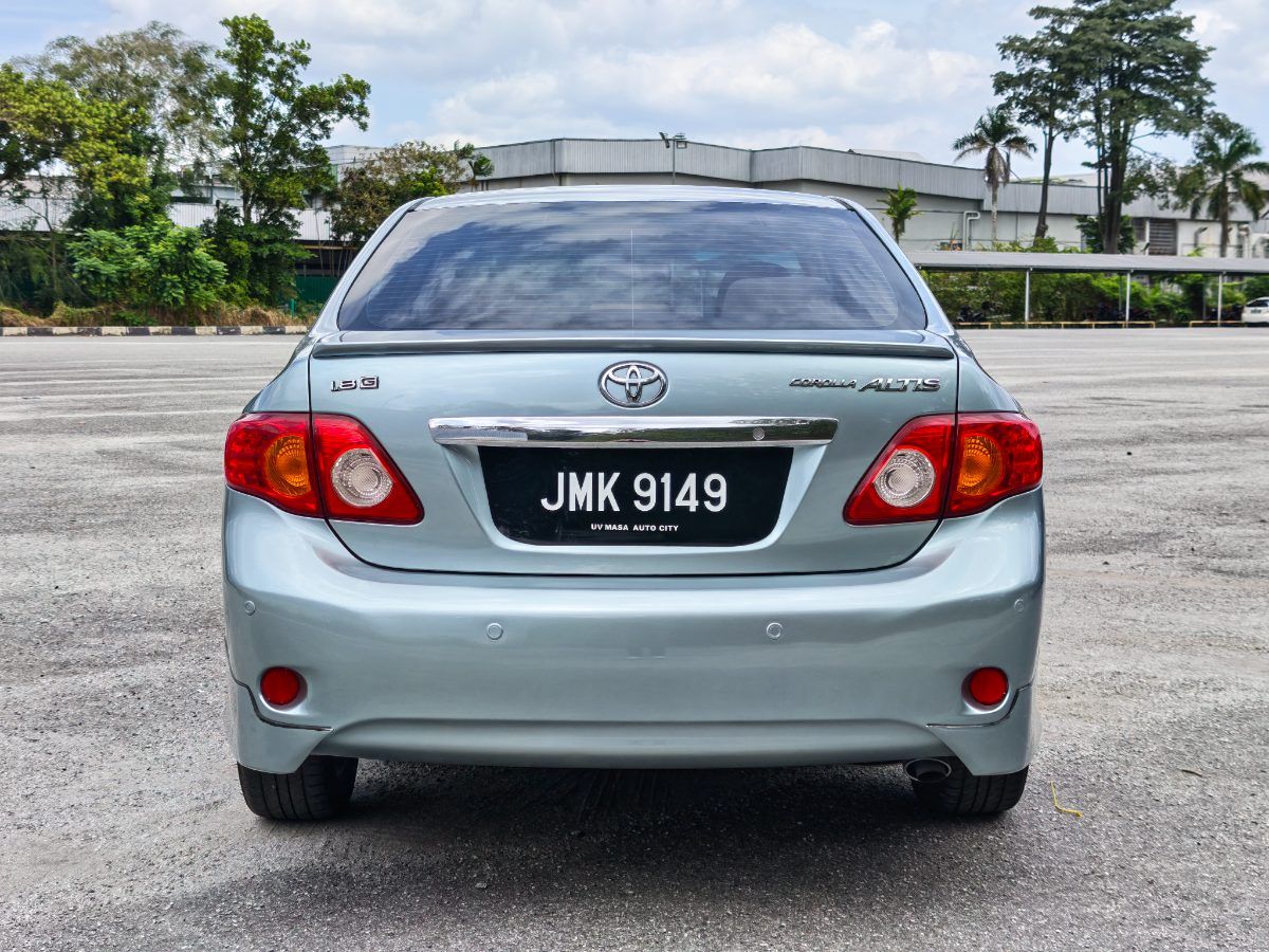Toyota Altis 2010 Used Car Johor Bahru 8