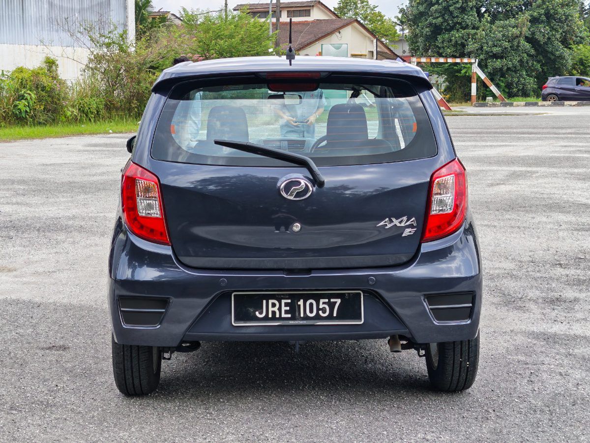 Perodua Axia 2015 Used Car Johor Bahru 8