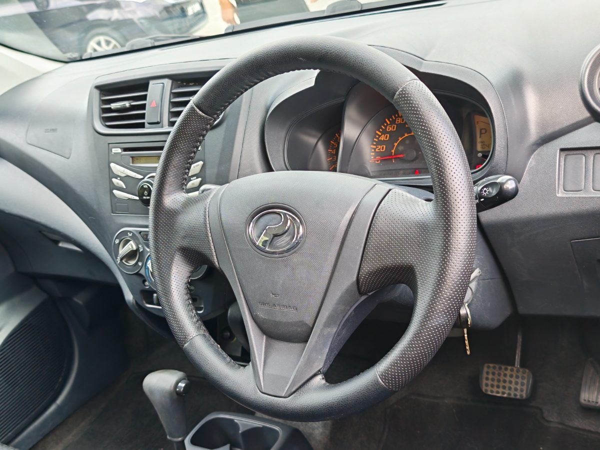 Perodua Axia 2015 Used Car Johor Bahru 5