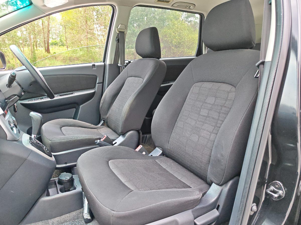 Proton Exora 2010 Used Car Johor Bahru 4