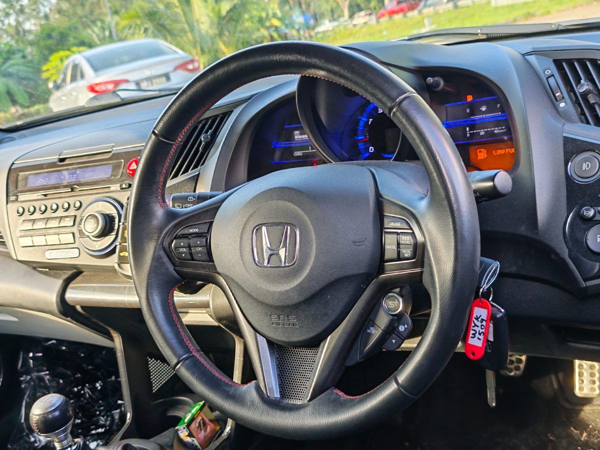 Honda CRZ 2013 Used Car Johor Bahru 7