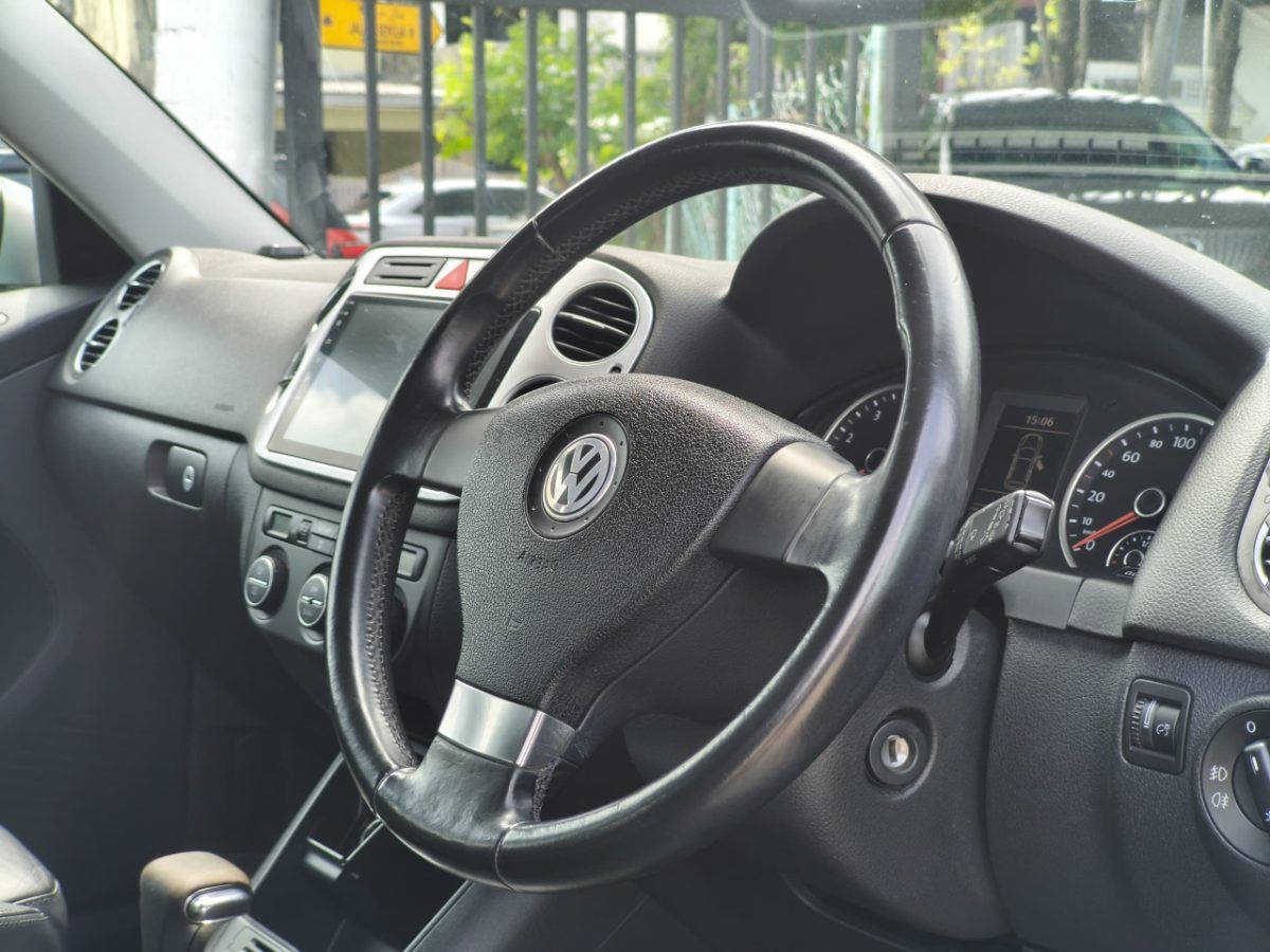 Volkswagen Tiguan 2009 Used Car Johor Bahru 4