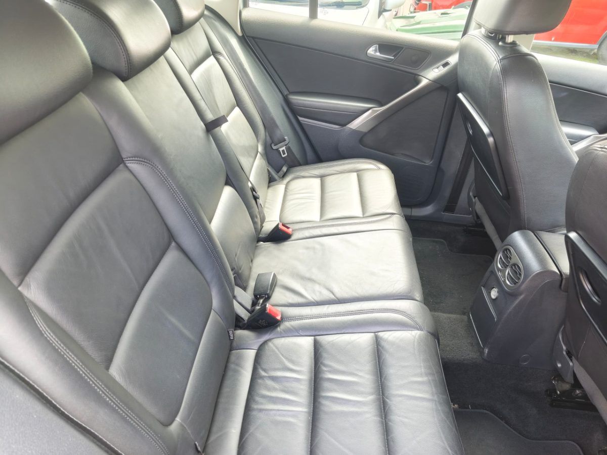 Volkswagen Tiguan 2009 Used Car Johor Bahru 7