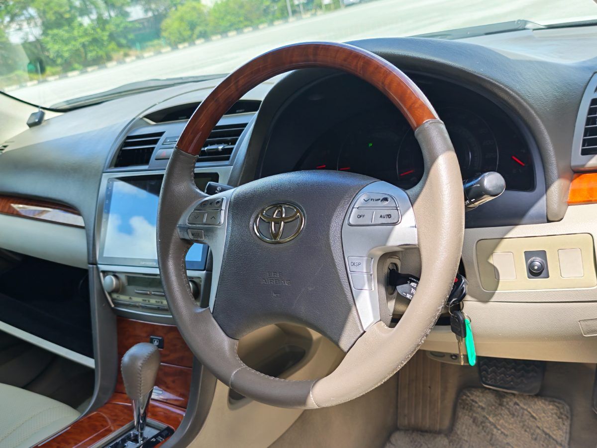 Toyota Camry 2009 Used Car Johor Bahru 4