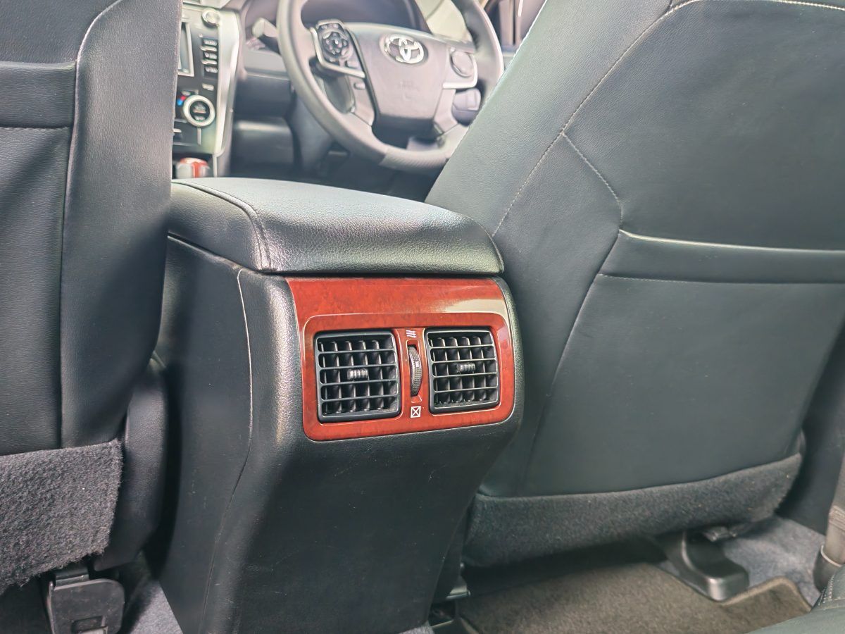 Toyota Camry 2015 Used Car Johor Bahru 7