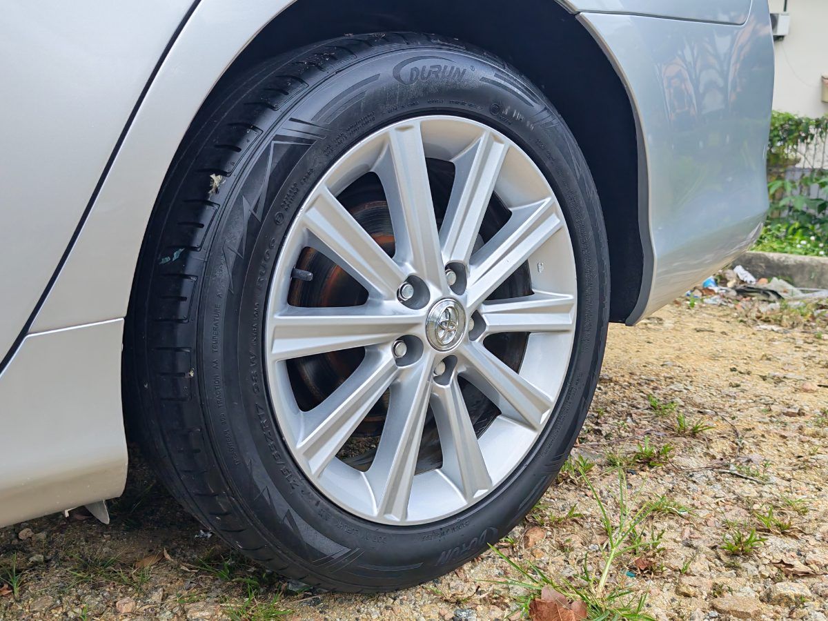 Toyota Camry 2015 Used Car Johor Bahru 3