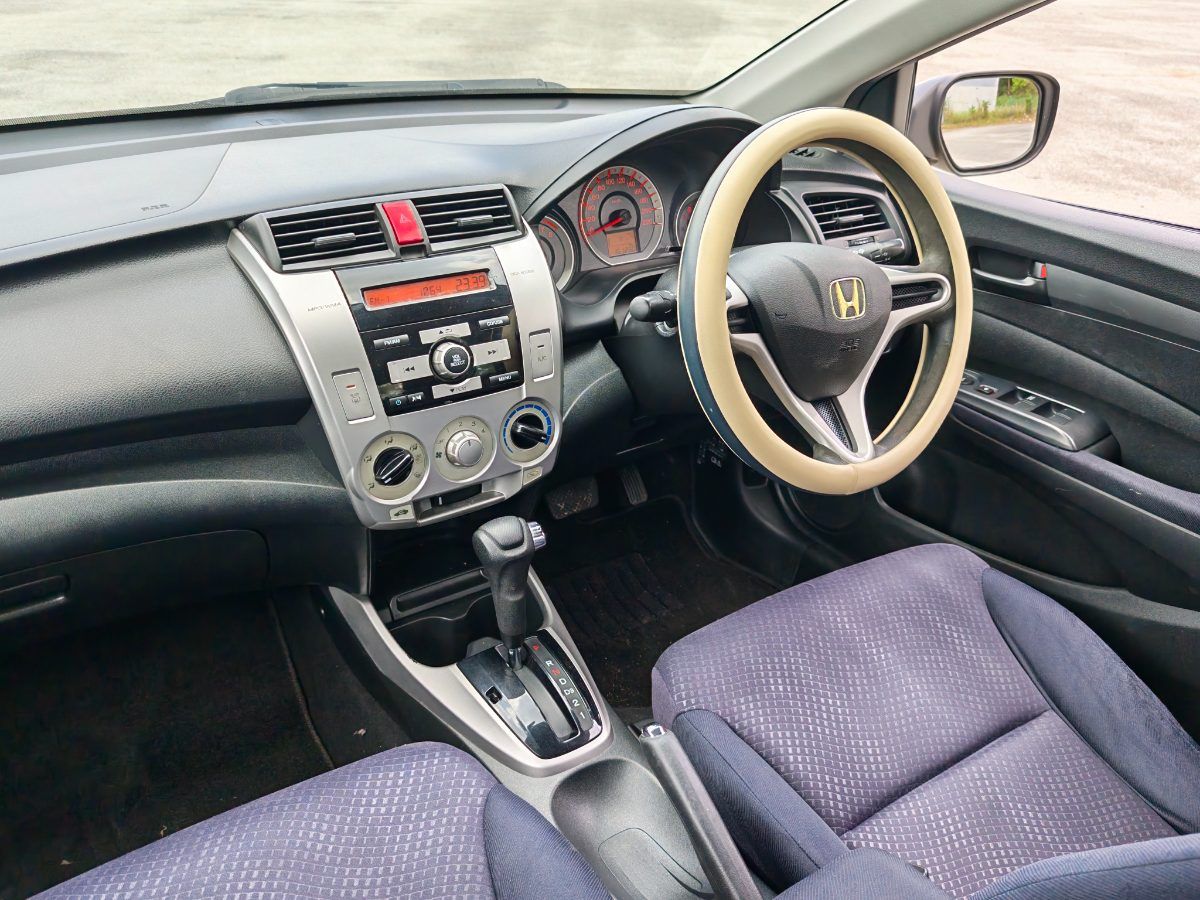 Honda City 2010 Used Car Johor Bahru 6