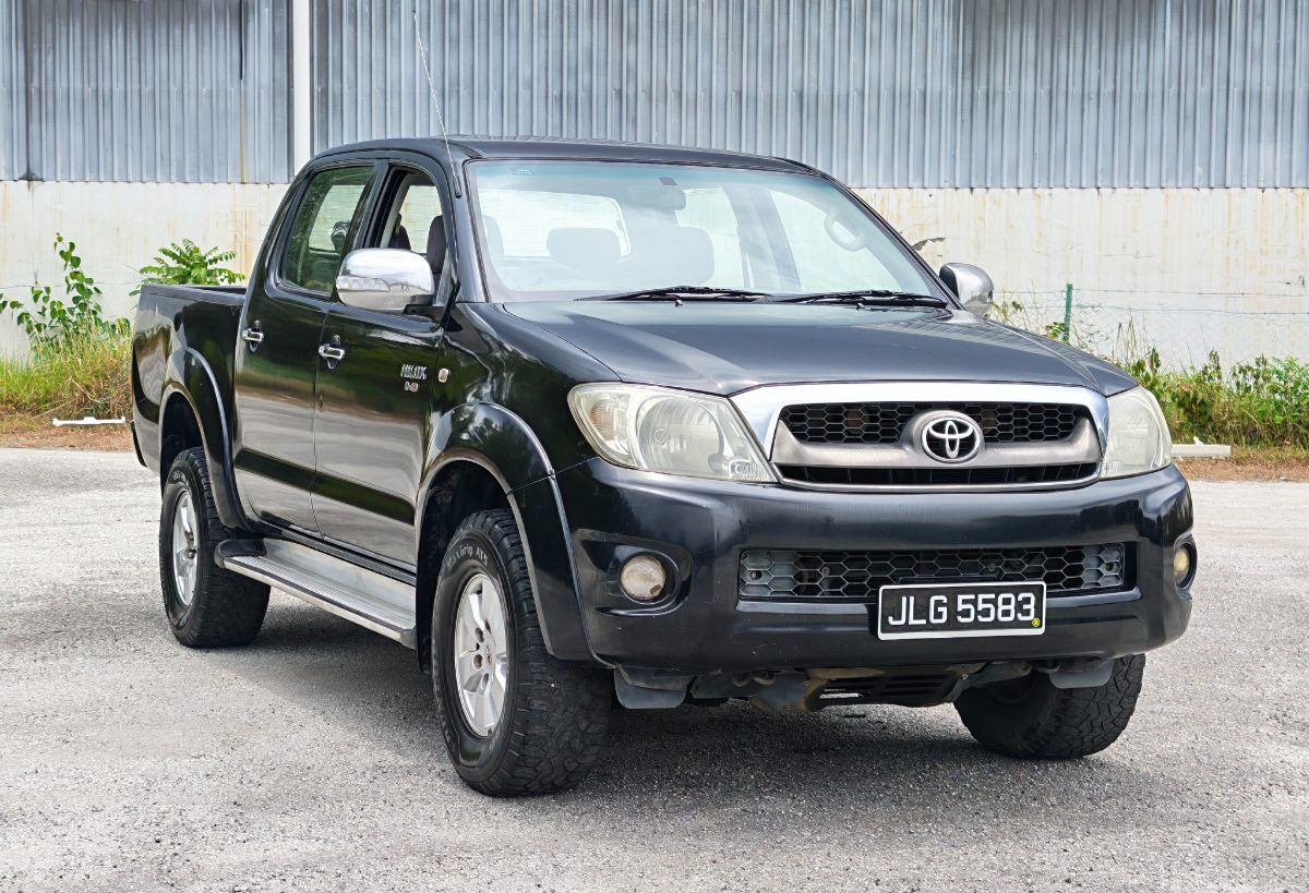 Toyota Hilux 2008 Used Car Johor Bahru 2