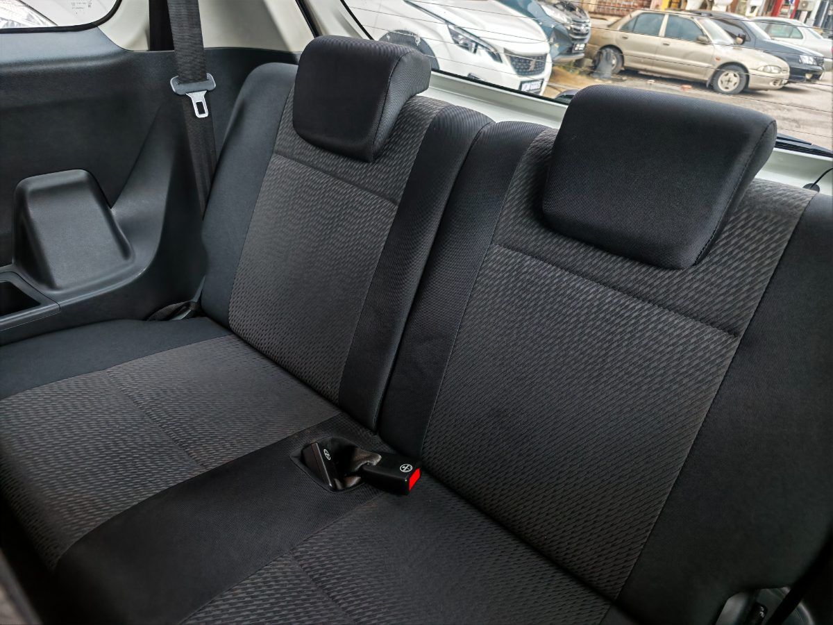 Toyota Avanza 2013 Used Car Johor Bahru 7