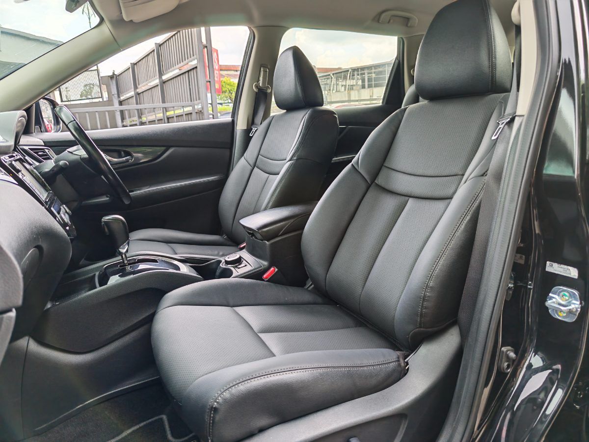 Nissan X-Trail 2015 Used Car Johor Bahru 4