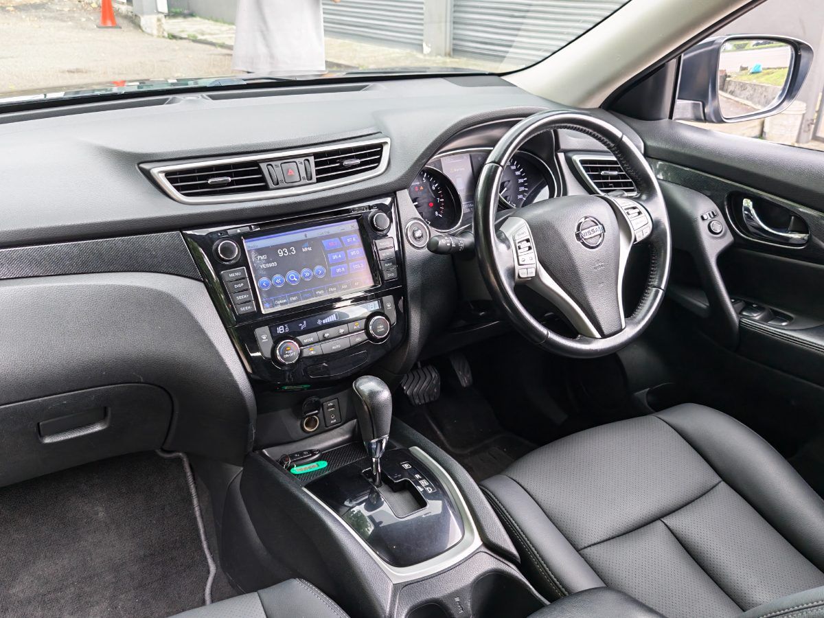 Nissan X-Trail 2015 Used Car Johor Bahru 6