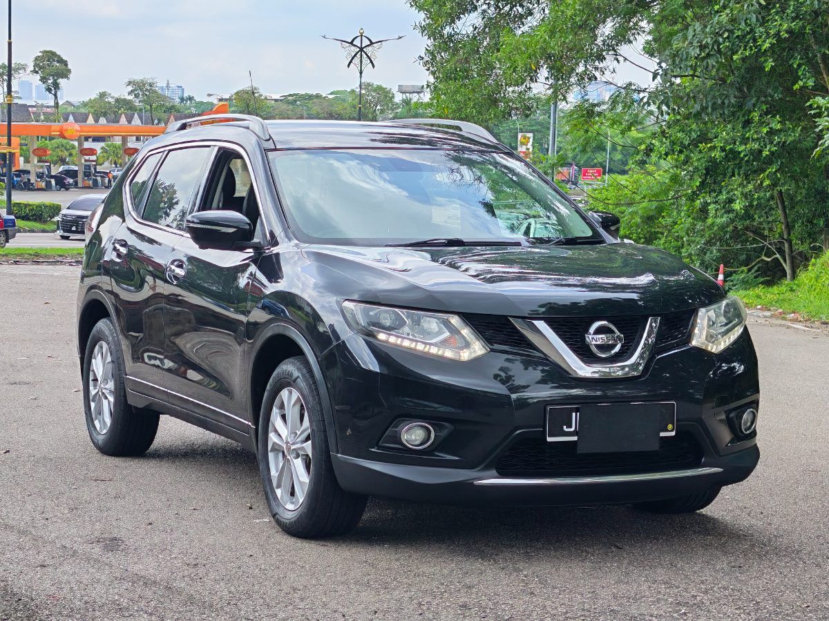 Nissan X-Trail 2015 Used Car Johor Bahru 2