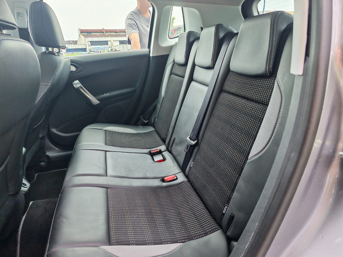 Peugeot 2008 2016 Used Car Johor Bahru 6