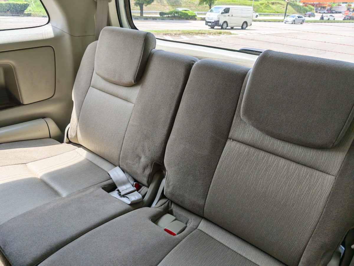 Toyota Innova 2013 Used Car Johor Bahru 7