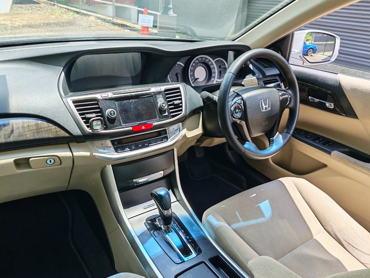 Honda Accord 2014 Used Car Johor Bahru 5