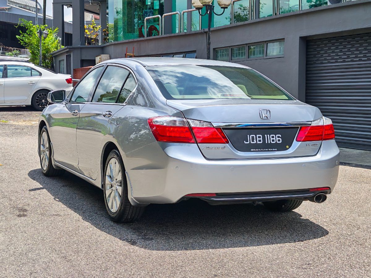 Honda Accord 2014 Used Car Johor Bahru 9