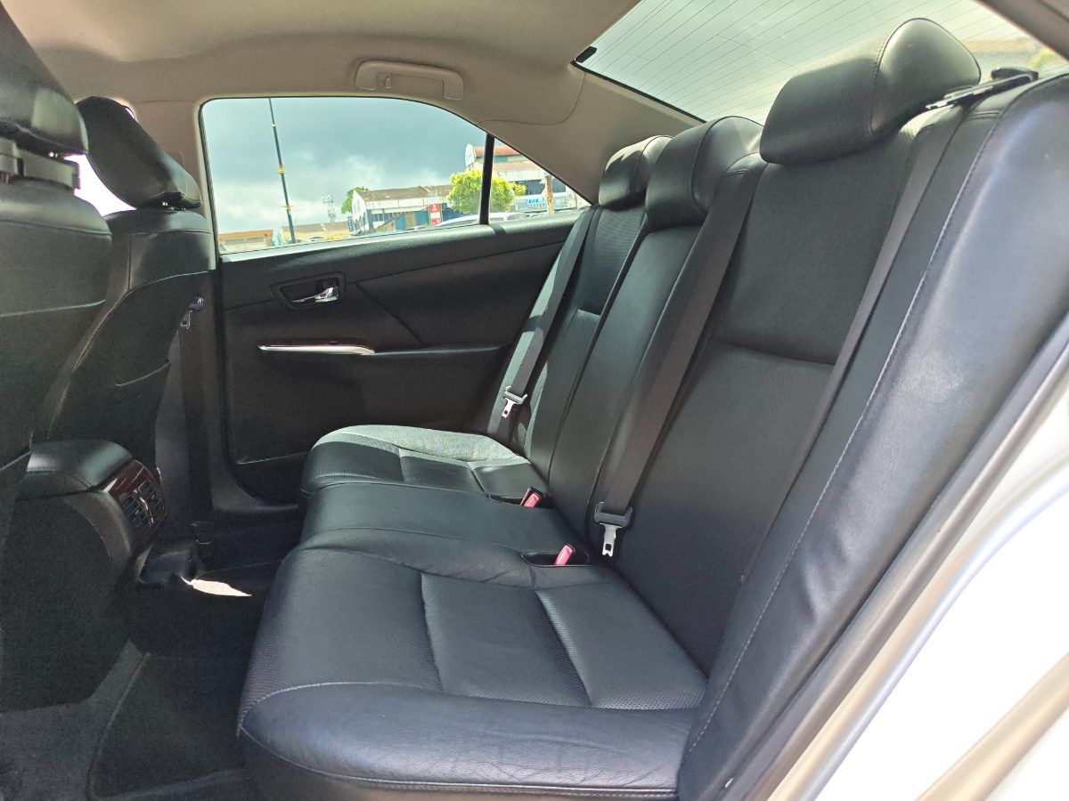 Toyota Camry 2012 Used Car Johor Bahru 6