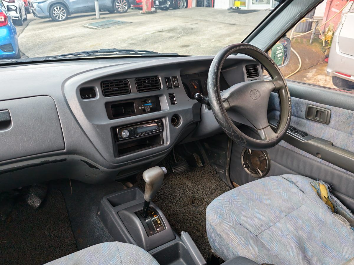 Toyota Unser 2001 Used Car Johor Bahru 5