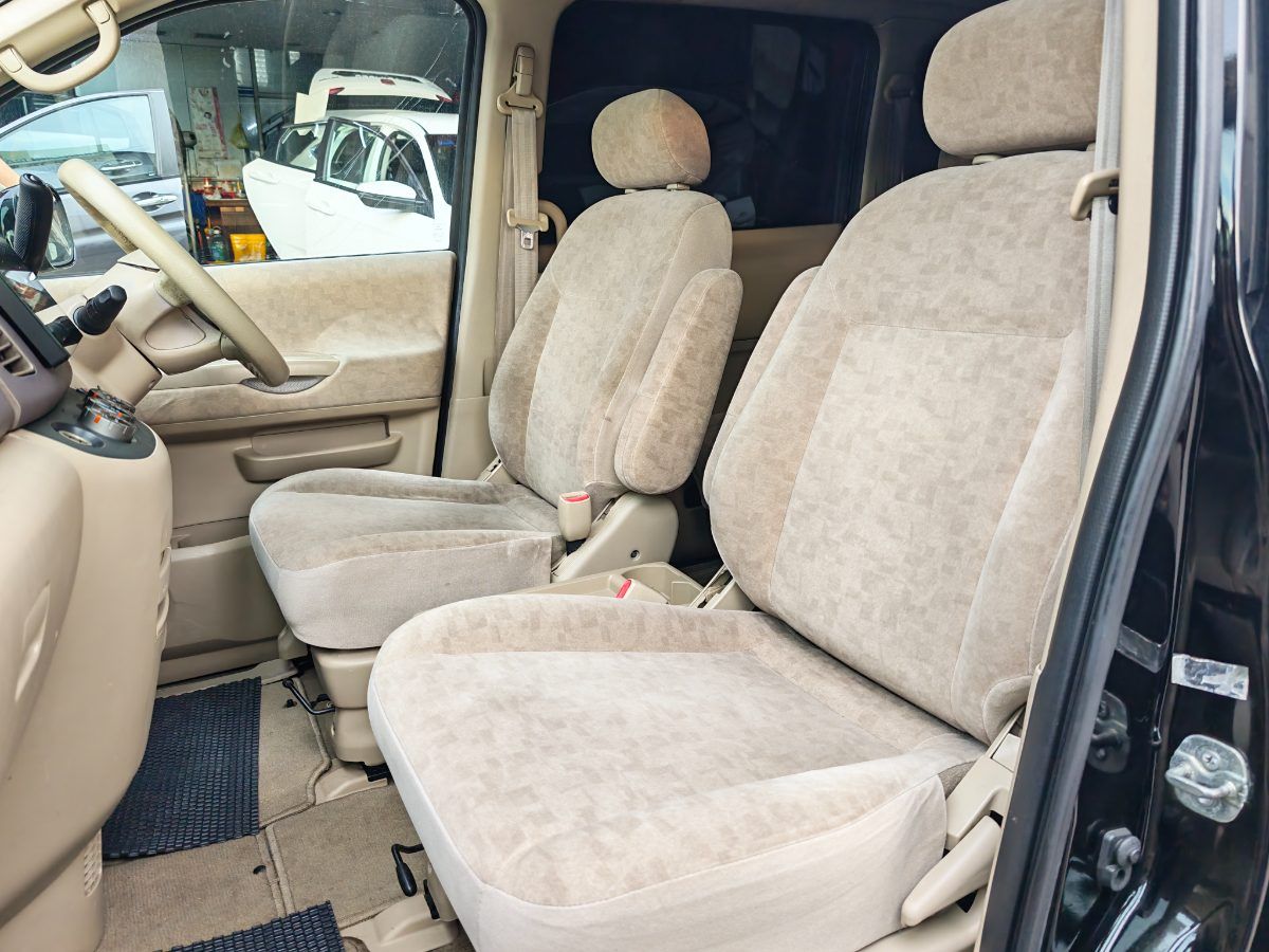 Nissan Serena 2005 Used Car Johor Bahru 6