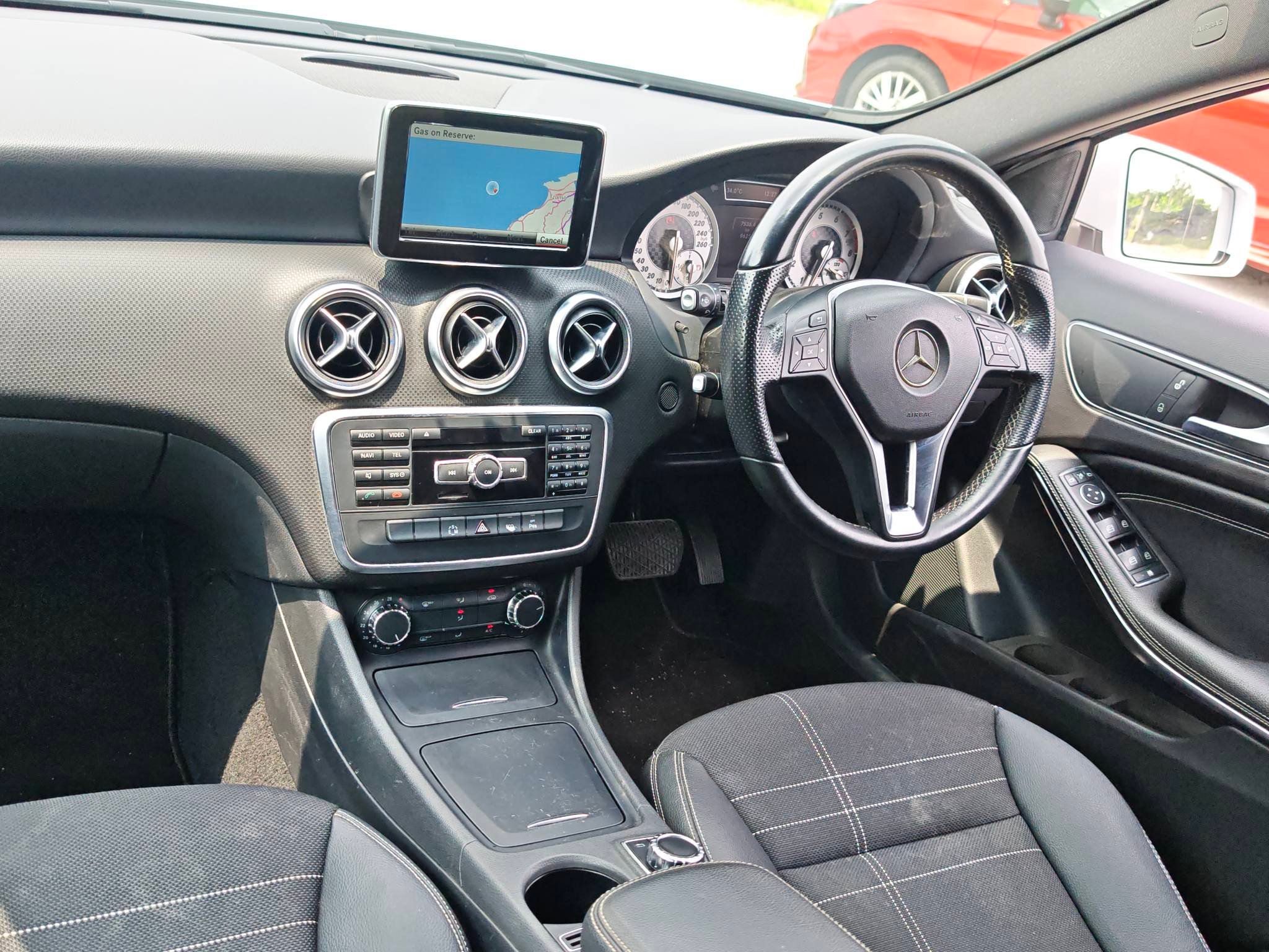 Mercedes Benz A180 1.6L 2014 Used Car Johor Bahru 5