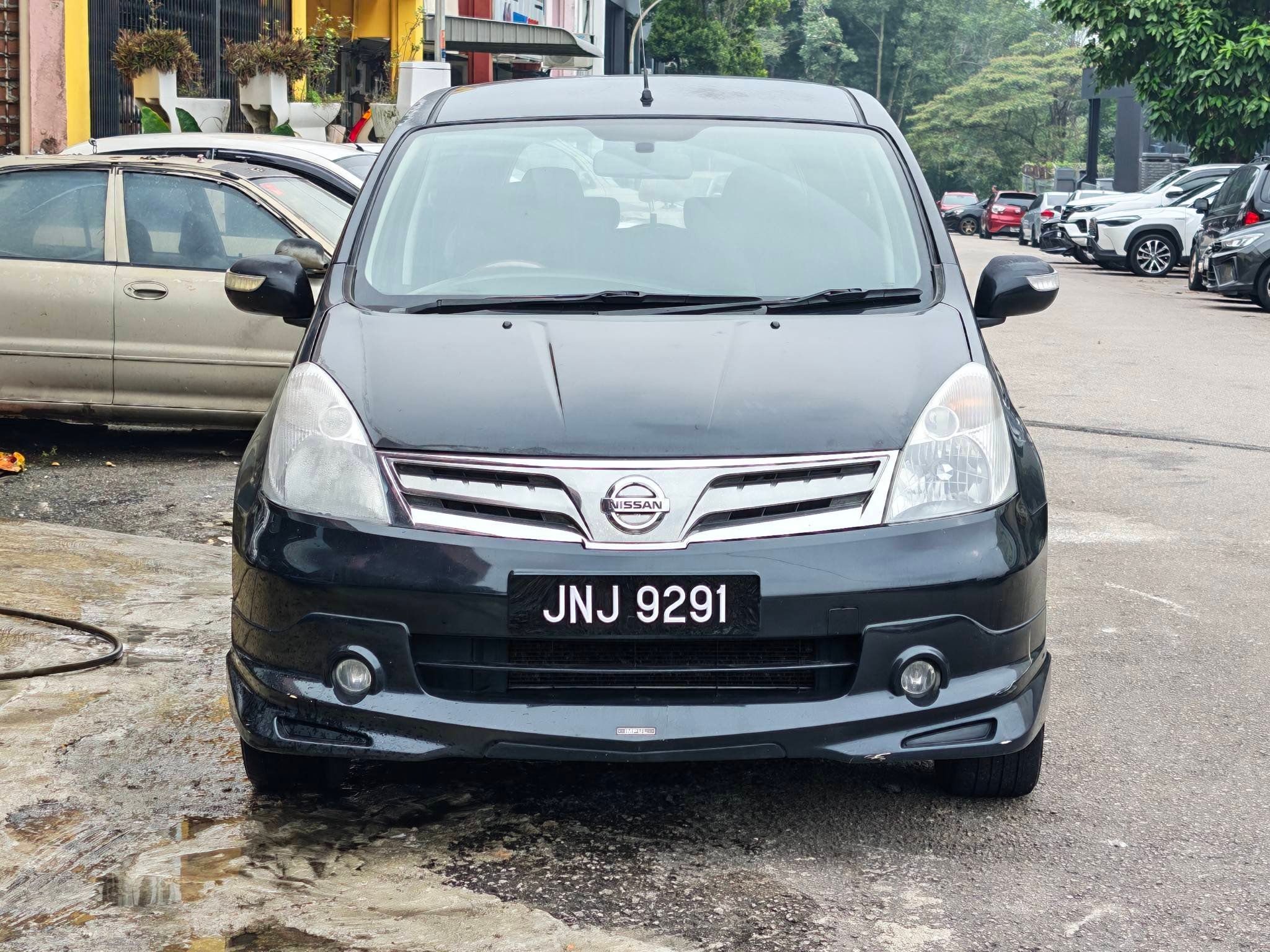 Nissan Livina 1.8L 2012 Used Car Johor Bahru