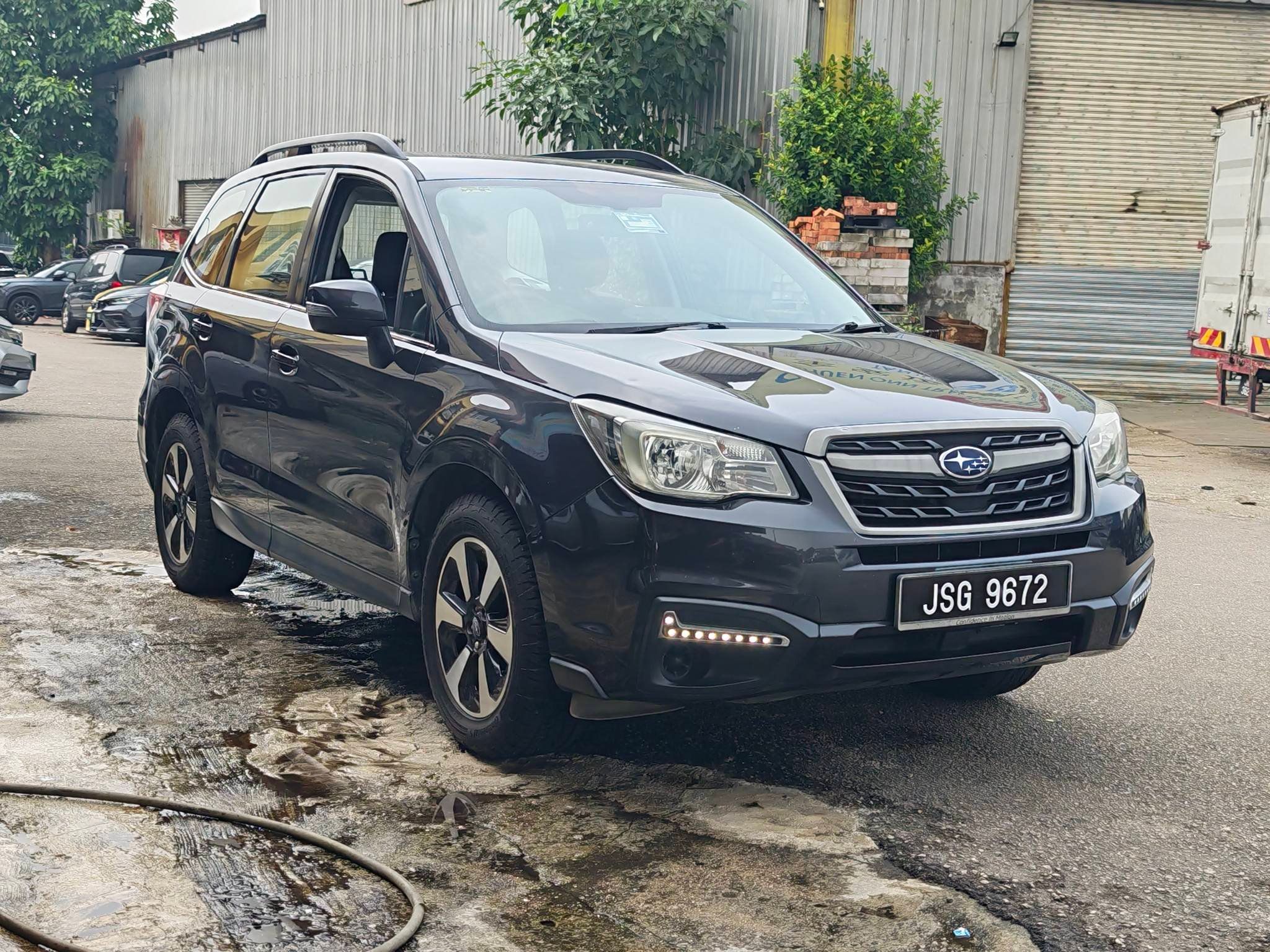 Subaru Forester 2.0L i 2017 Used Car Johor Bahru 2