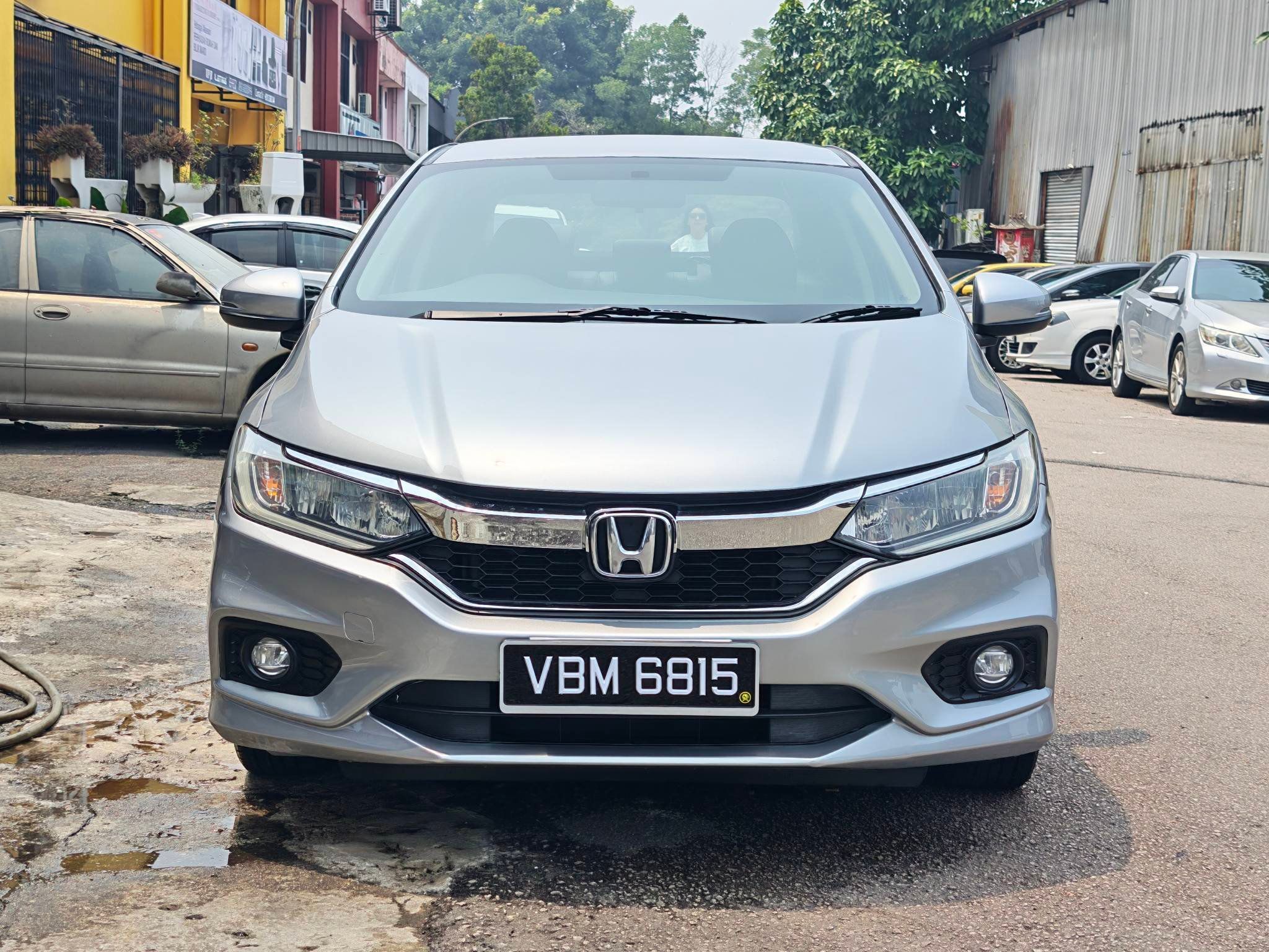 Honda City 1.5 V 2018 Used Car Johor Bahru