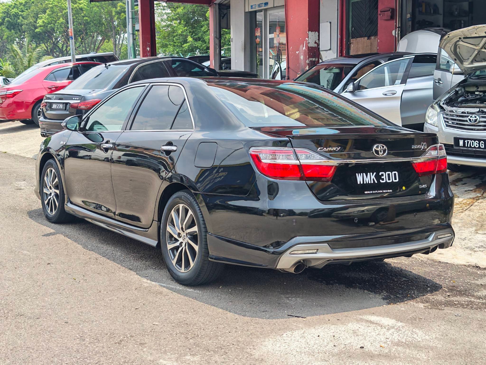 Toyota Camry 2.0L GX 2018 Used Car Johor Bahru 11