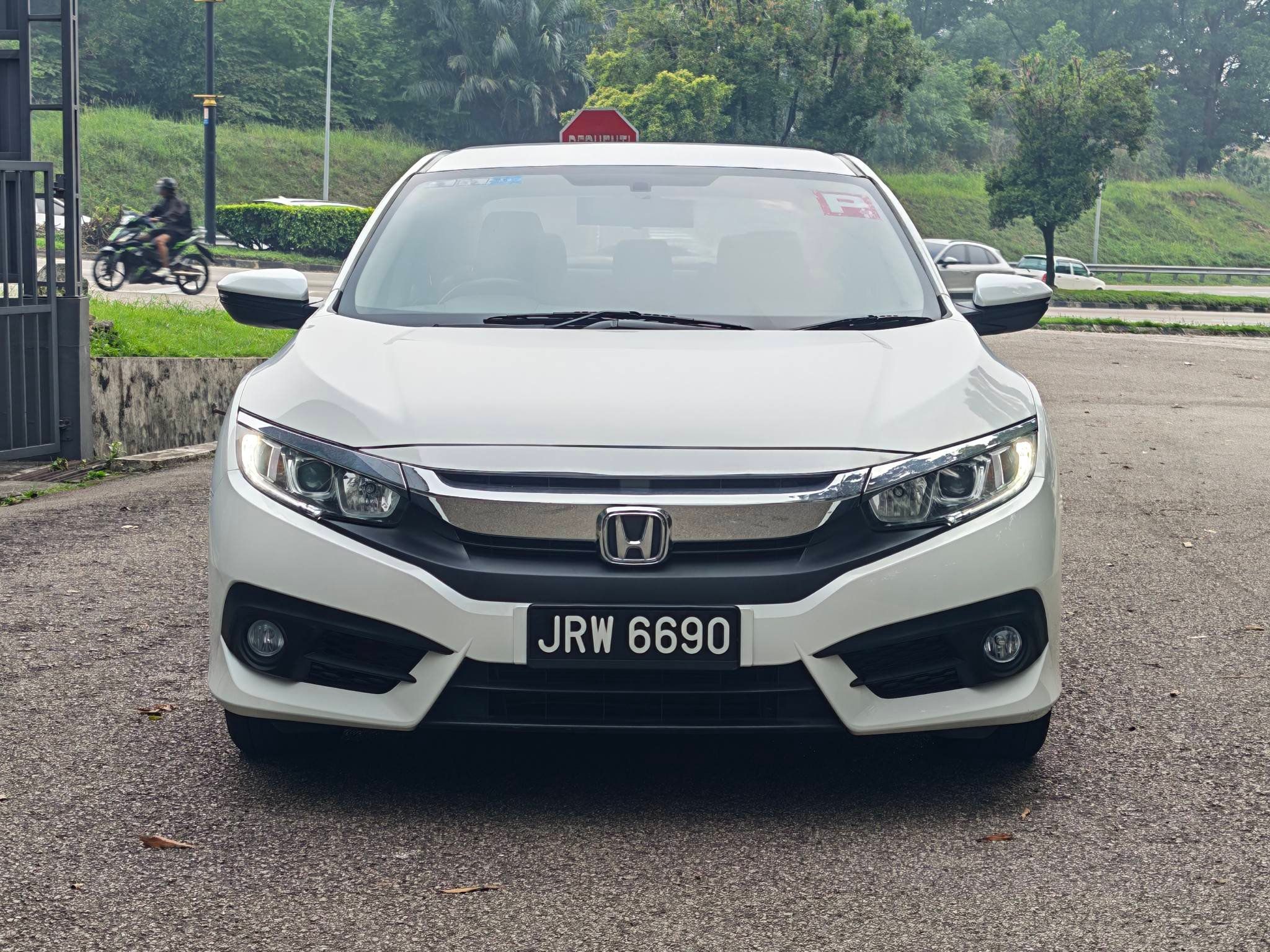 Honda Civic 1.8L S 2016 Used Car Johor Bahru
