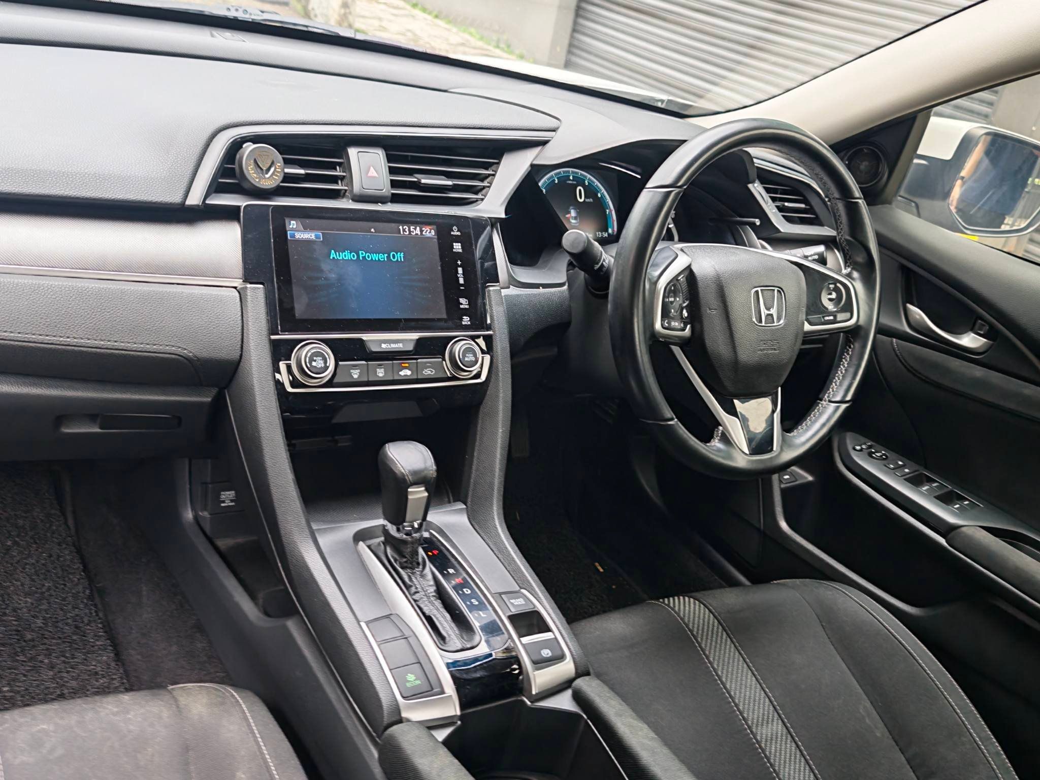 Honda Civic 1.8L S 2016 Used Car Johor Bahru 5