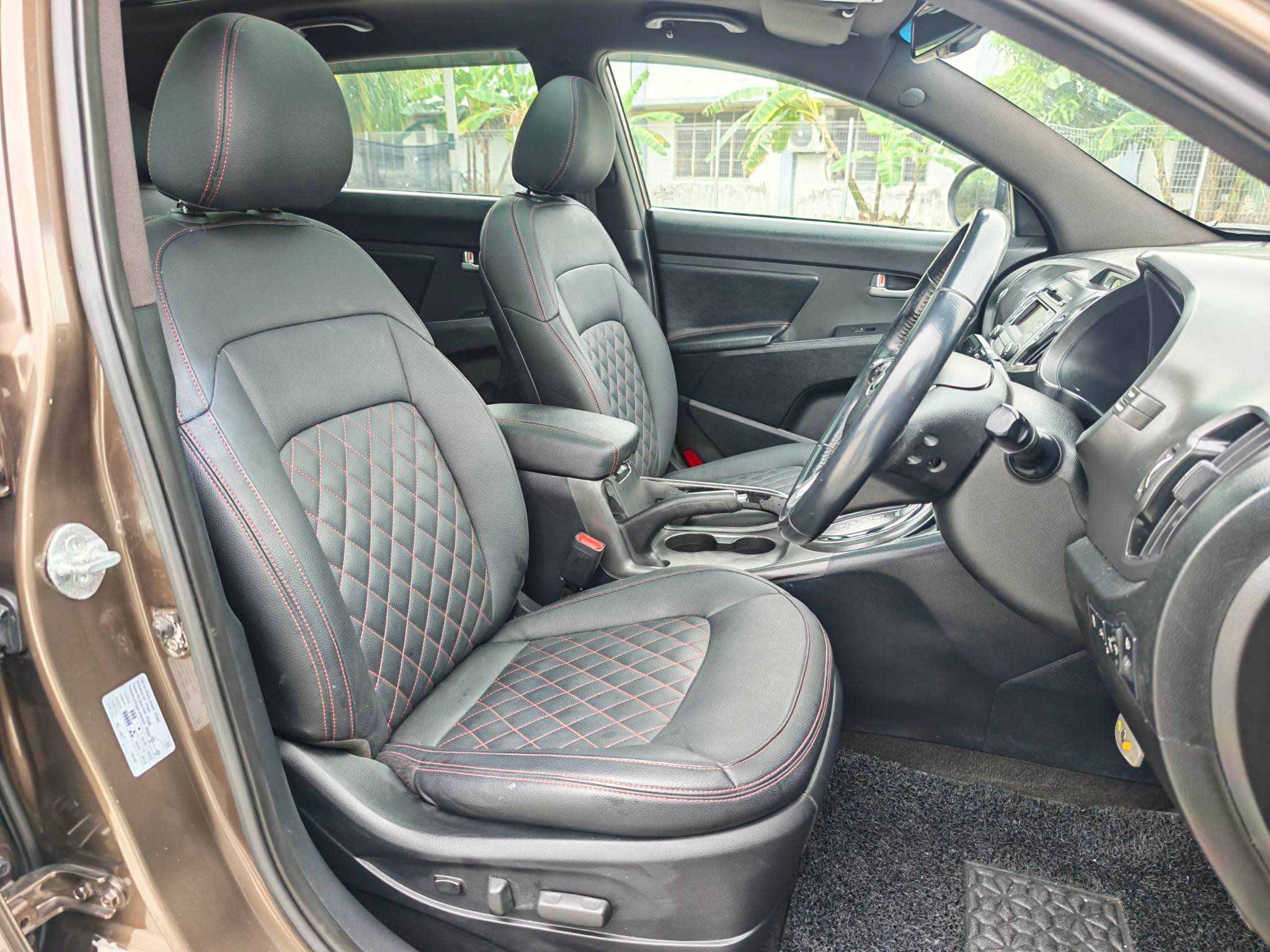 Kia Sportage 2.0L 2013 Used Car Johor Bahru 2