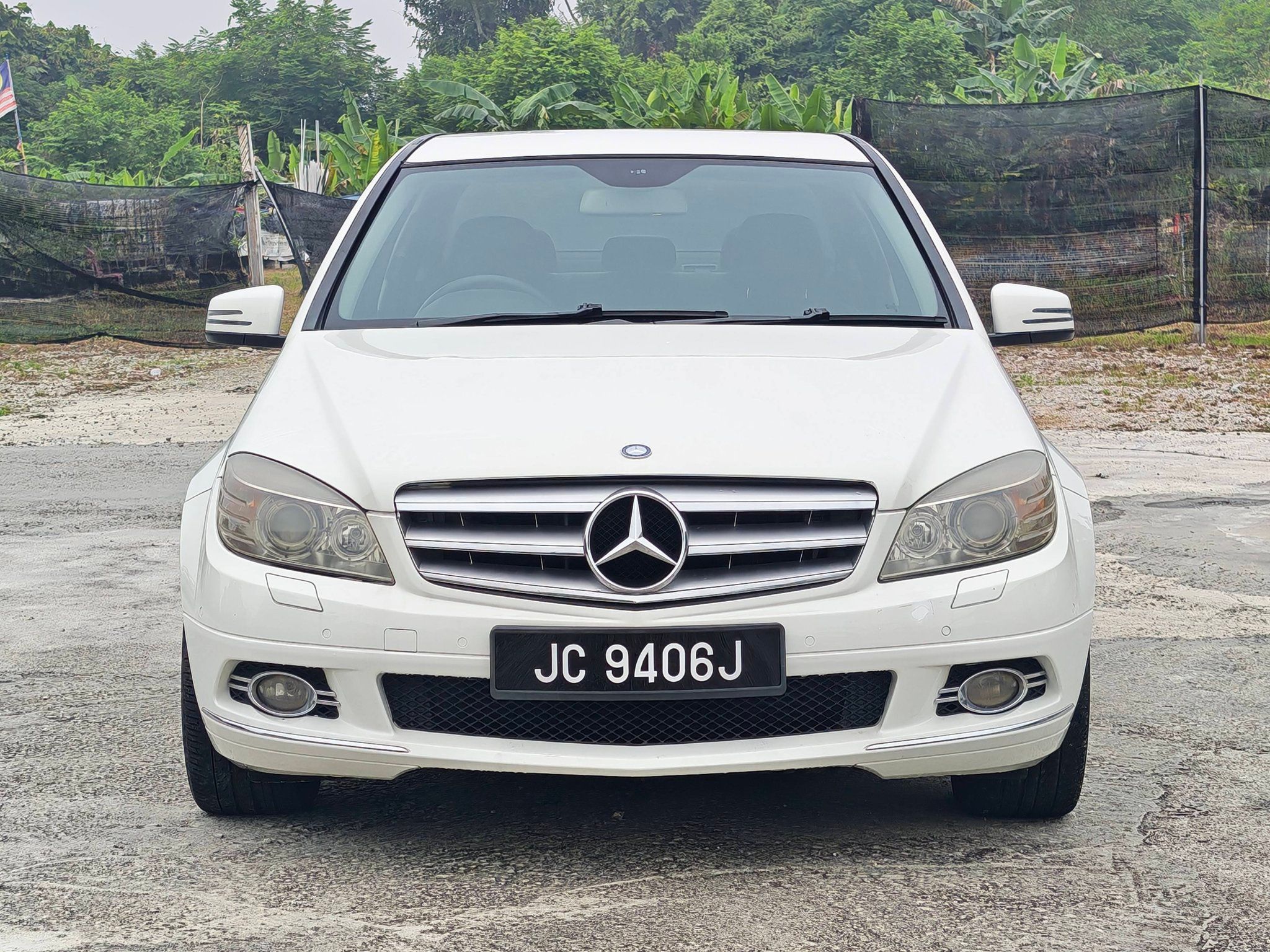Mercedes-Benz 1.8L CGI 2010 Kereta Terpakai Johor Bahru