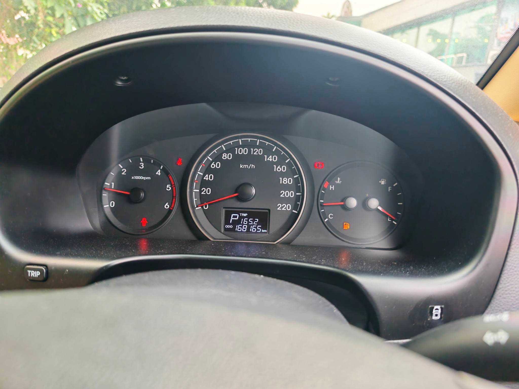 Hyundai Starex 2.5L New Model 2018 Used Car Johor Bahru 2