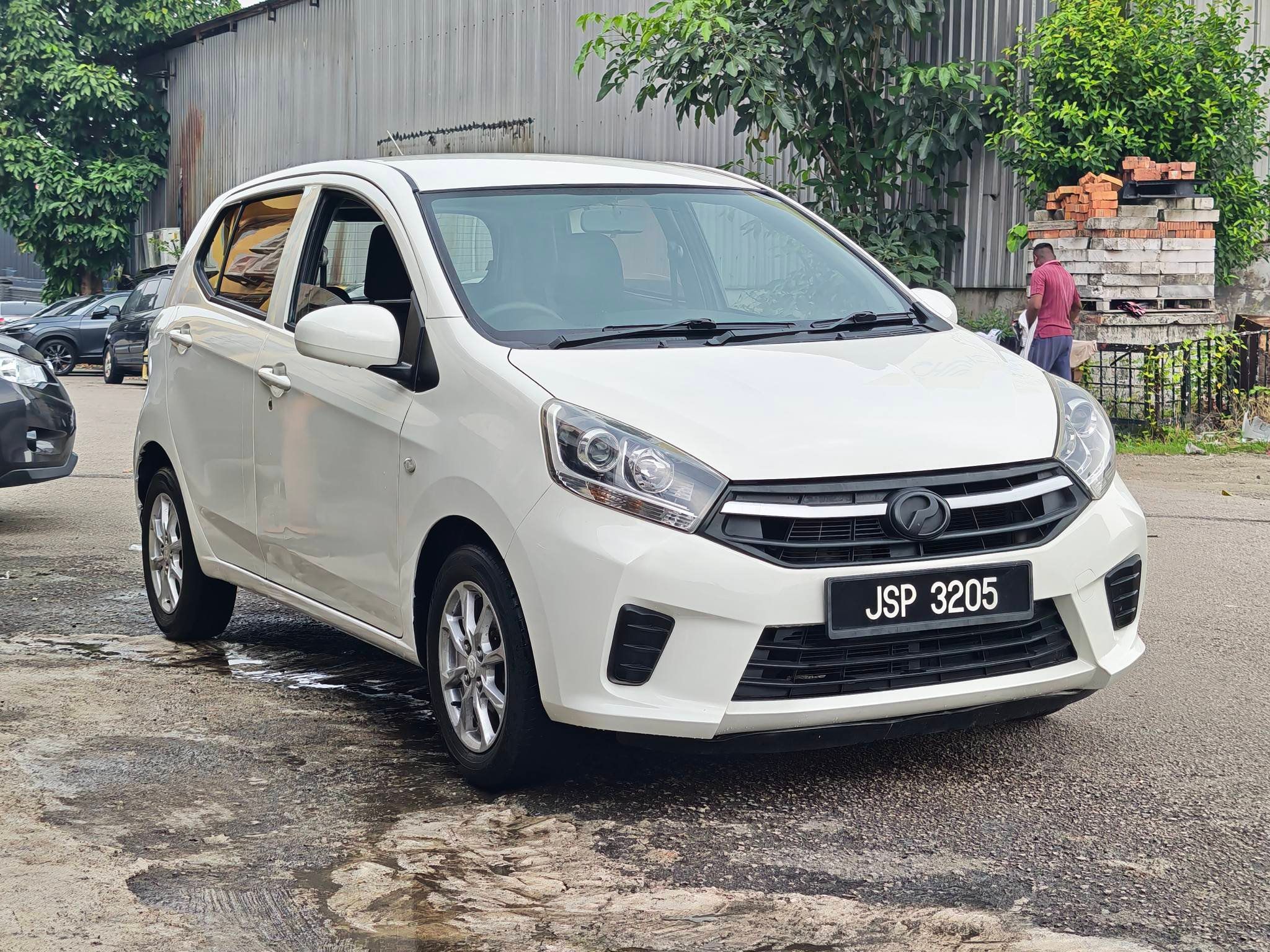 Perodua Axia 1.0L 2018 Used Car Johor Bahru 3